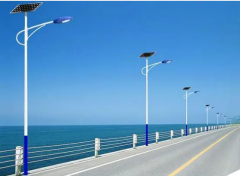 太陽能LED路燈與傳統路燈:哪個成本高？